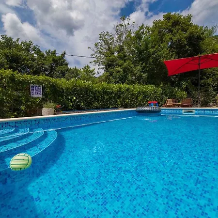 別荘 In 39291 Grižane